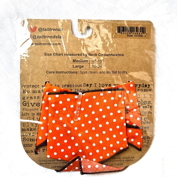 🟡 Add 2 Dog Items to your bundle for $15 | Large Dog Bandana Ghost Design - Picture 3 of 6